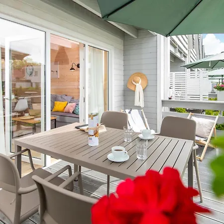 2 Bedroom Stunning In Ustronie Morskie