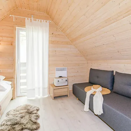 2 Bedroom Stunning In Semesterbostad